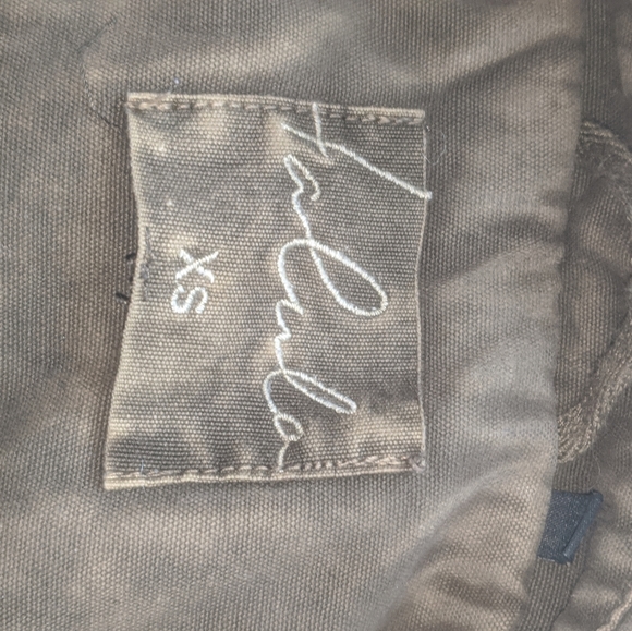 Aritzia Talula cropped jacket - Picture 3 of 3